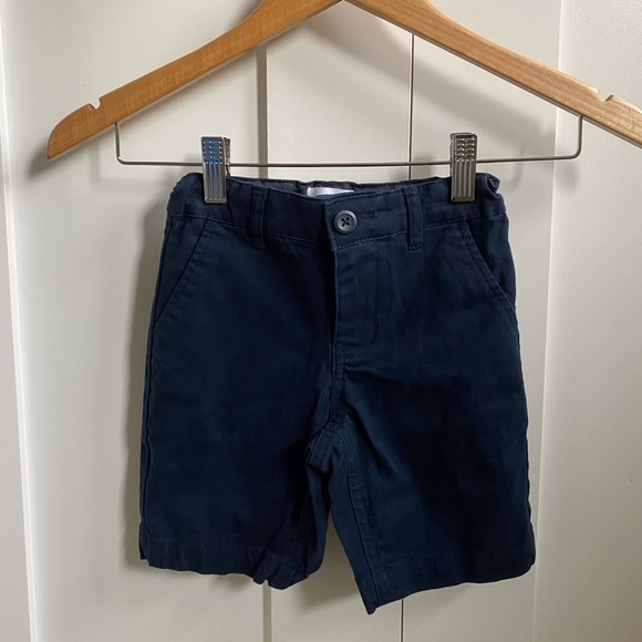 5y Old Navy Blue Chino Shorts (great condition) - Picture 1 of 3